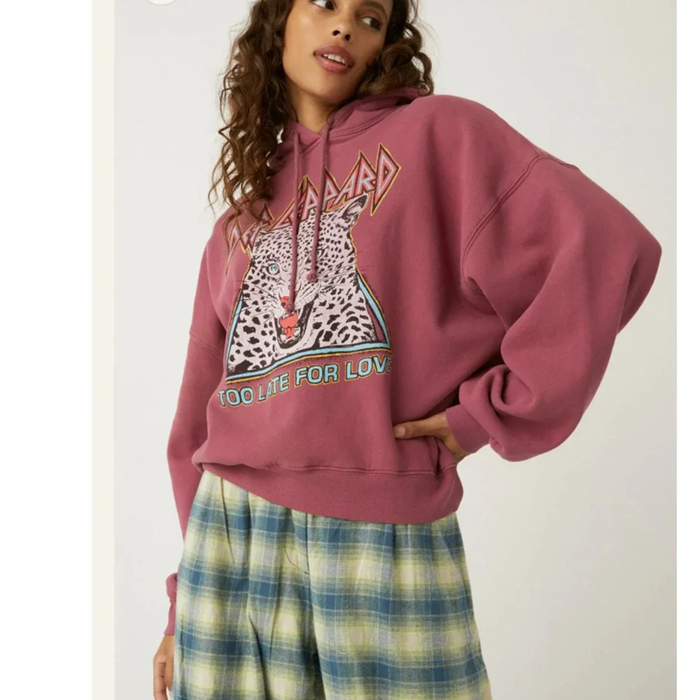 Daydreamer Def Leppard Too Late For Love Oversized Hoodie Sweatershirt Pink XS
